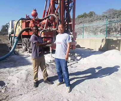 CDC-400JK Mechanical top head drilling rig at Zimbabwe